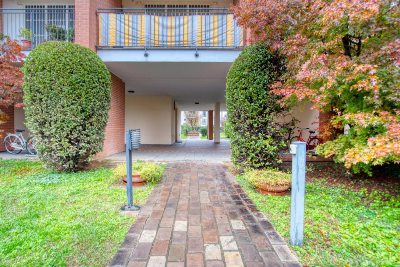 CaseOspitali - CASA EMILIA trilocale di charm con balcone Appartamento Cernusco Sul Naviglio Esterno foto